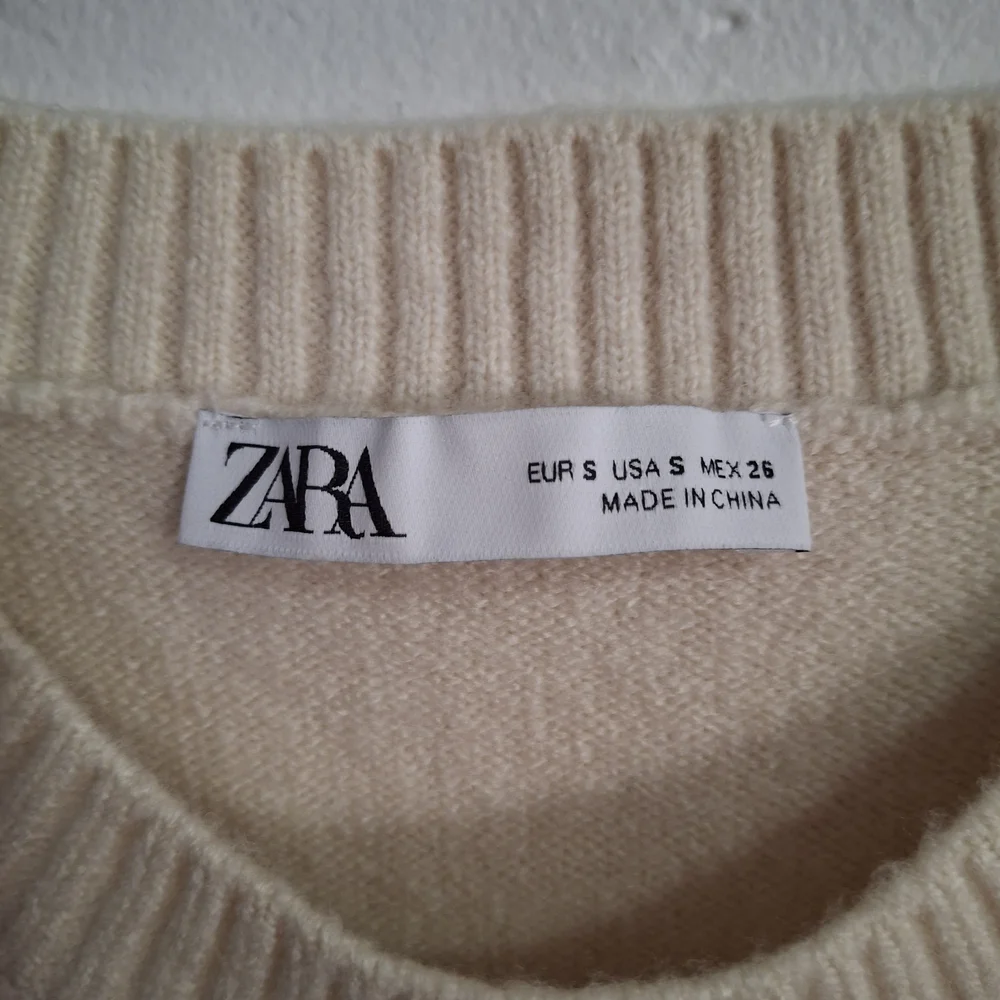 Zara elegant cozy
